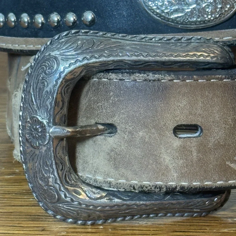 Men's Leather Western Studded Concho Belt Size 40 Black Brown Silver Tone Buckle